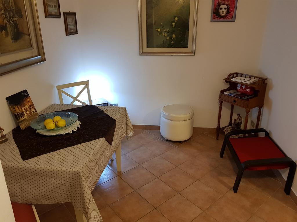 Mi Casa Es Tambien Tu Casa 2 Panzió Verona Kültér fotó